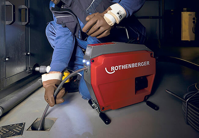 Darica Balkon Gideri Açmak